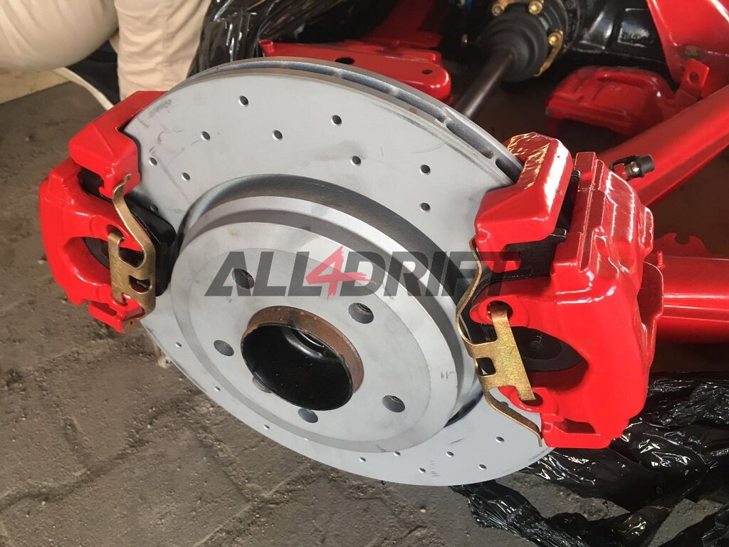 Adapter for connecting disc brakes BMW E30 / E36 compact (drum axle)