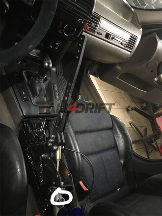 Robust hydraulic hand brake Gladiator