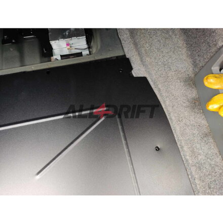 BMW E9x E8x spare wheel well cover
