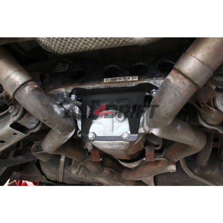 215L BMW E9x Differential mount reinforcement