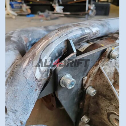 Reinforced Differential Mount BMW E46