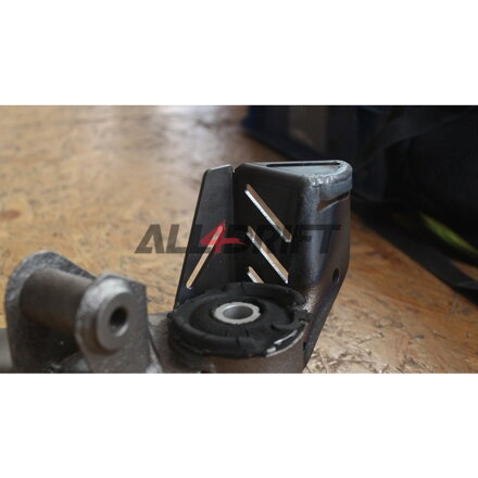 Reinforcement of the BMW E36 stabilizer attachment rear axle Reinforcement of the BMW E36 stabilizer attachment rear axle